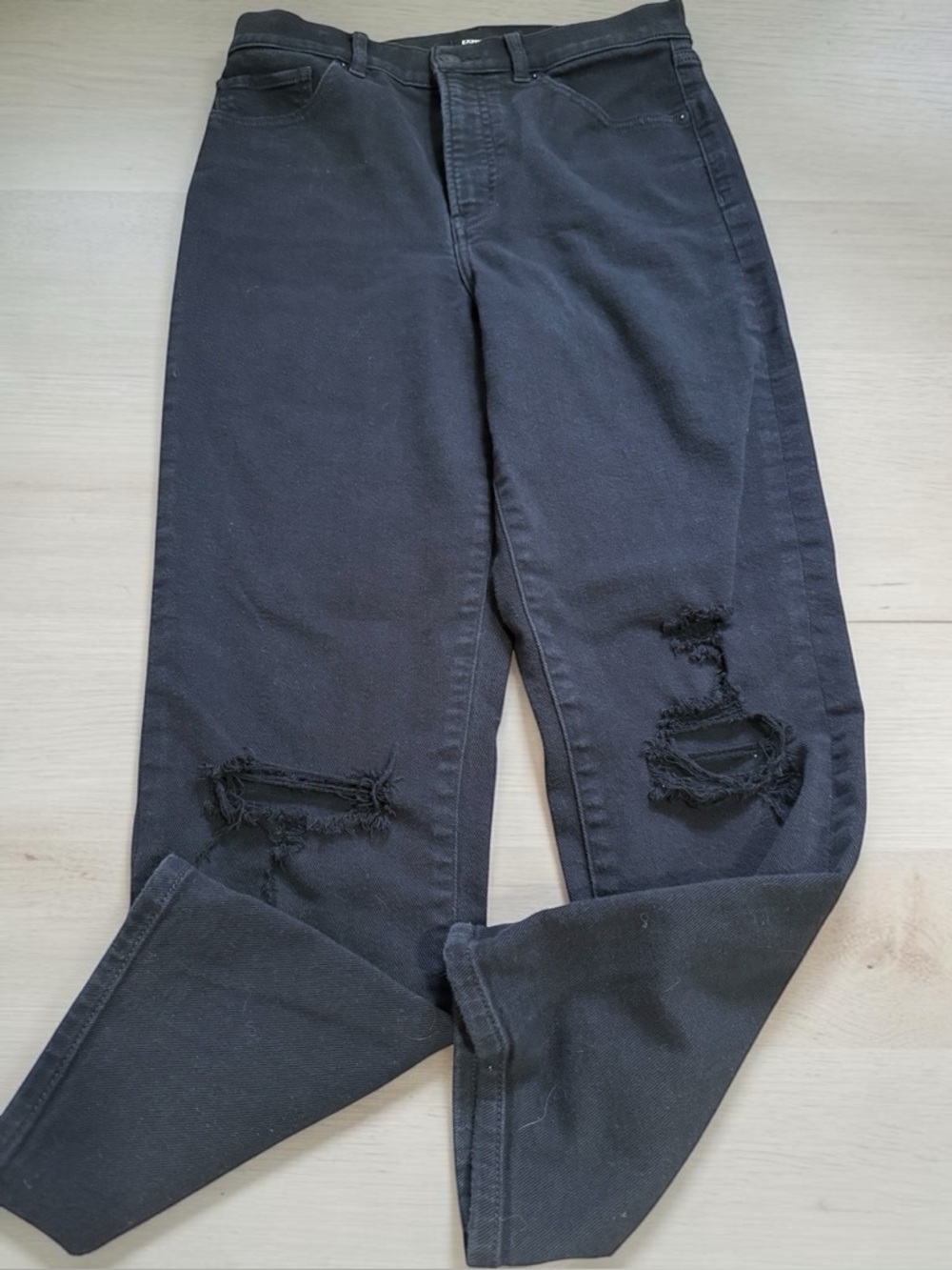 Express Mom Jeans Super High Rise Distressed Black Denim Womens Size 6